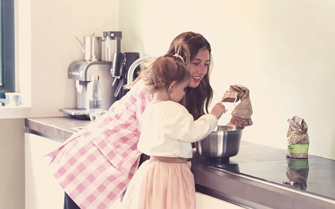 De hechtingsrelatie tussen een Nanny en een kind