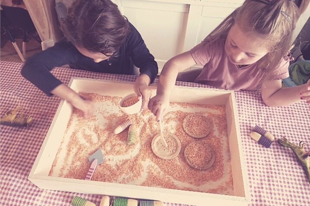 Waarom sensopatisch spel een kind helpt ontspannen